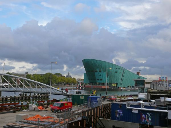 2006.10 - Amsterdam photo of modern architecture - the NEMO museum with its ship-architecture form under a high Dutch sky in Amsterdam; Dutch city + geotag, Fons Heijnsbroek, The Netherlands