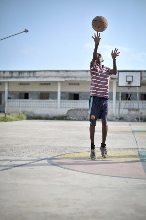 2013_07_06_Mogadishu_Basketball_B.jpg