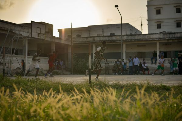 2013_07_06_Mogadishu_Basketball_T.jpg
