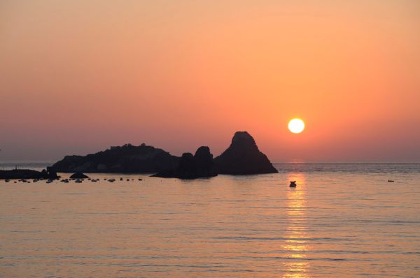 Aci Castello Sicily Italy - Creative Commons by gnuckx