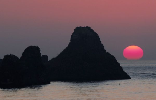 Aci Castello Sicily Italy - Creative Commons by gnuckx