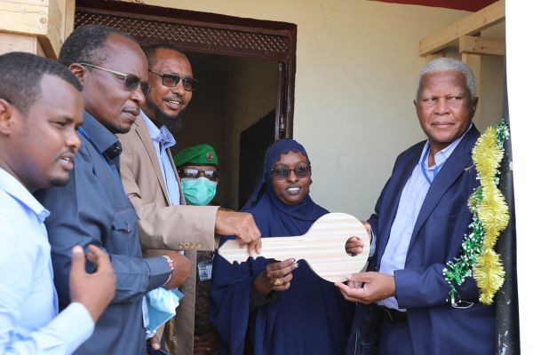 AMISOM boosts education and sports for communities in Jubaland State