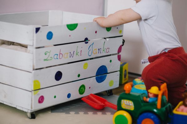 Baby boy's personalized toy box_2