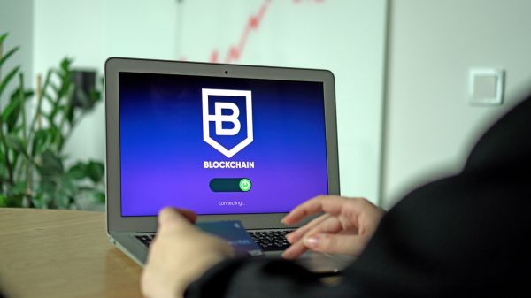 Blockchain ecommerce concept