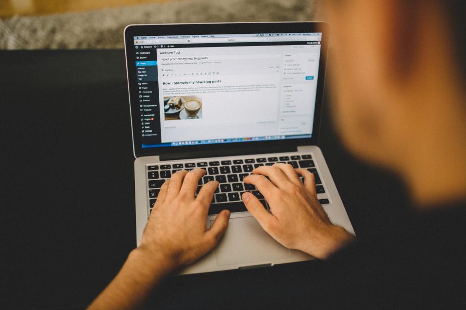 Blogging Typing