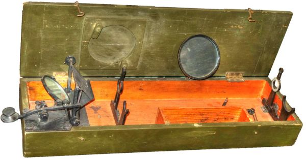 Box Heliotrope with Heliograph attachment