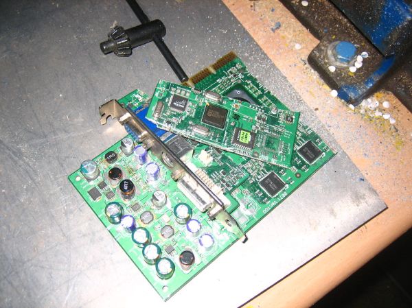 Breaking a Nvidia GeForce 4 Ti : Cutting it up! 1/2