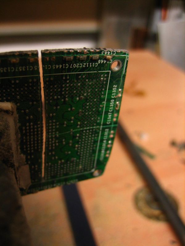 Breaking a Nvidia GeForce 4 Ti : Sawing the thing! 3/3