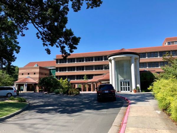 Bryan Center and John Frederick Educational Technology Complex, North Carolina School of Science and Mathematics, Watts-Hillandale, Durham, NC