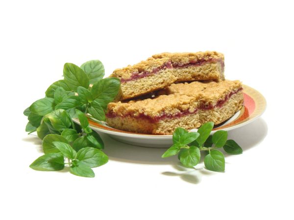 Cake and mint