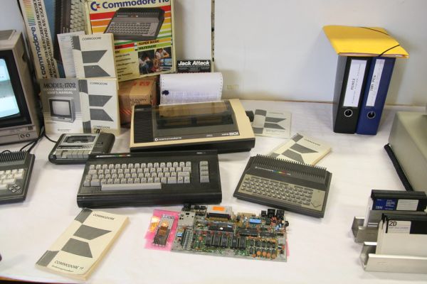 Commodore Family
