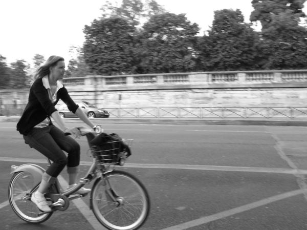 Copenhagen Cycle Chic Goes To Paris