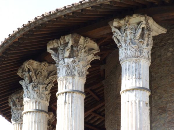 DSCF1379-Castielli-Italy-Roma-CC0