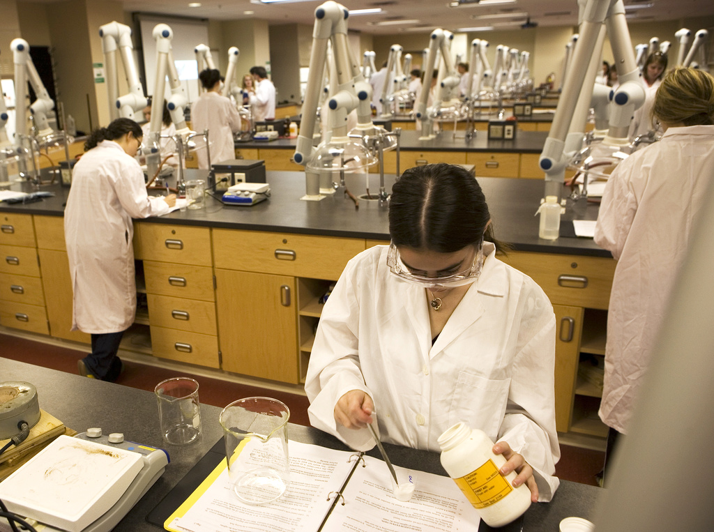 File:StFX Physical Sciences Lab.jpg
