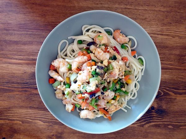 food_noodles_with_shrimps_001
