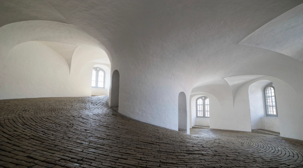 Free white building image