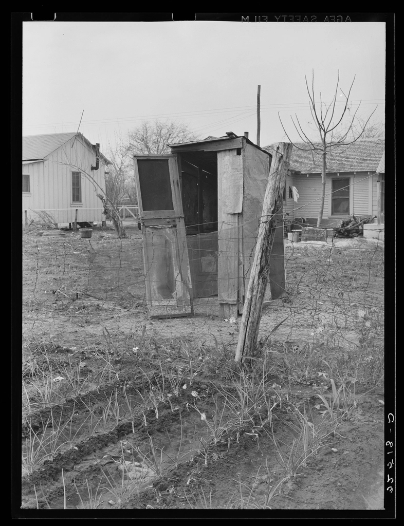 Gardens planted close privies. Mexican