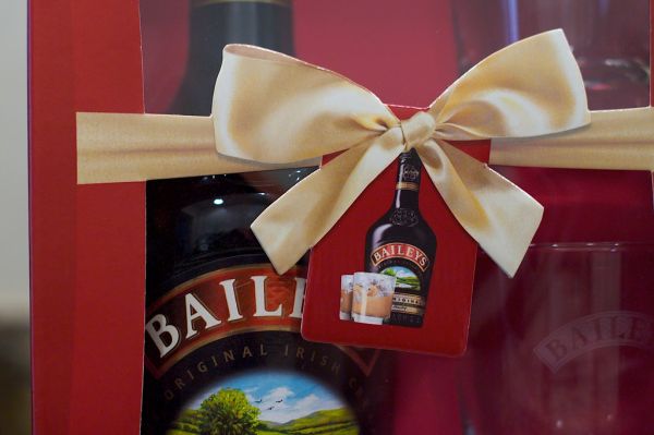 Gift Given (and some given back) (i hope)