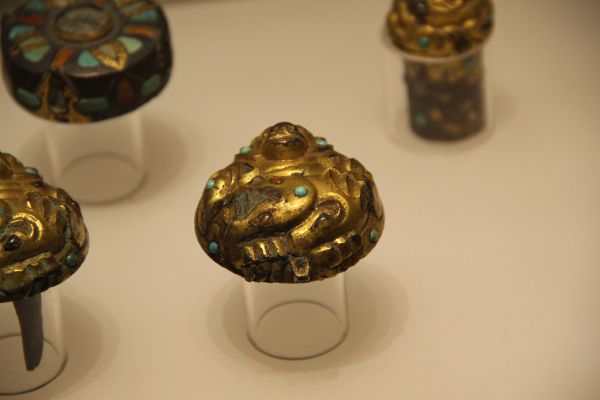 Han Gilt Bronze Se Musical Instrument Peg