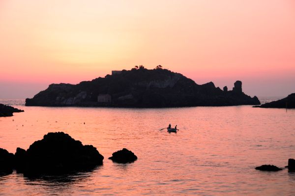 Islands of the Cyclops at Dawn Sicily Italy - Creative Commons by gnuckx