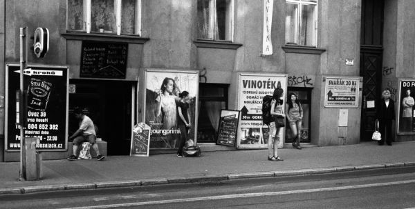 Kiev 4 + Helios-103 - People at Bus Stop Úvoz