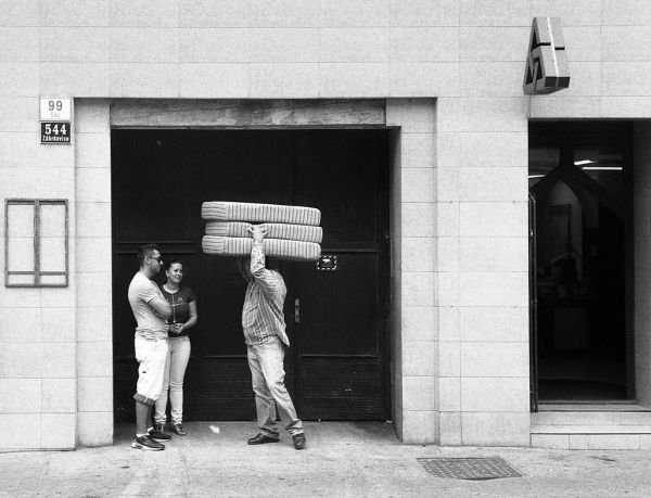 Kiev 4 + Jupiter-8M 53/2 - Cejl Street Scene with Mattresses 2