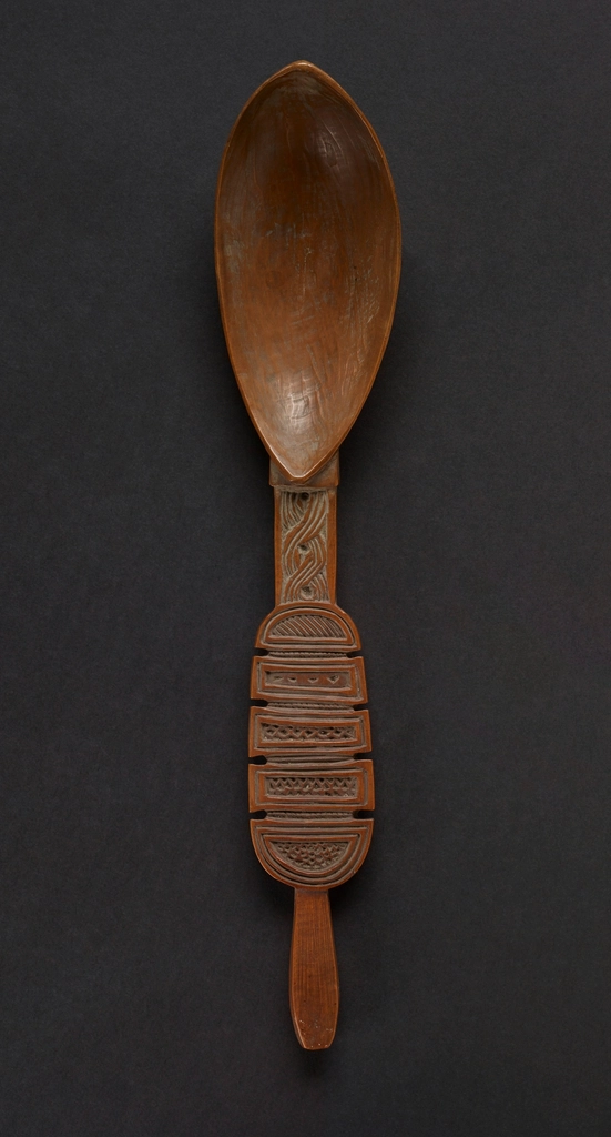 light wood; football-shaped bowl; handle