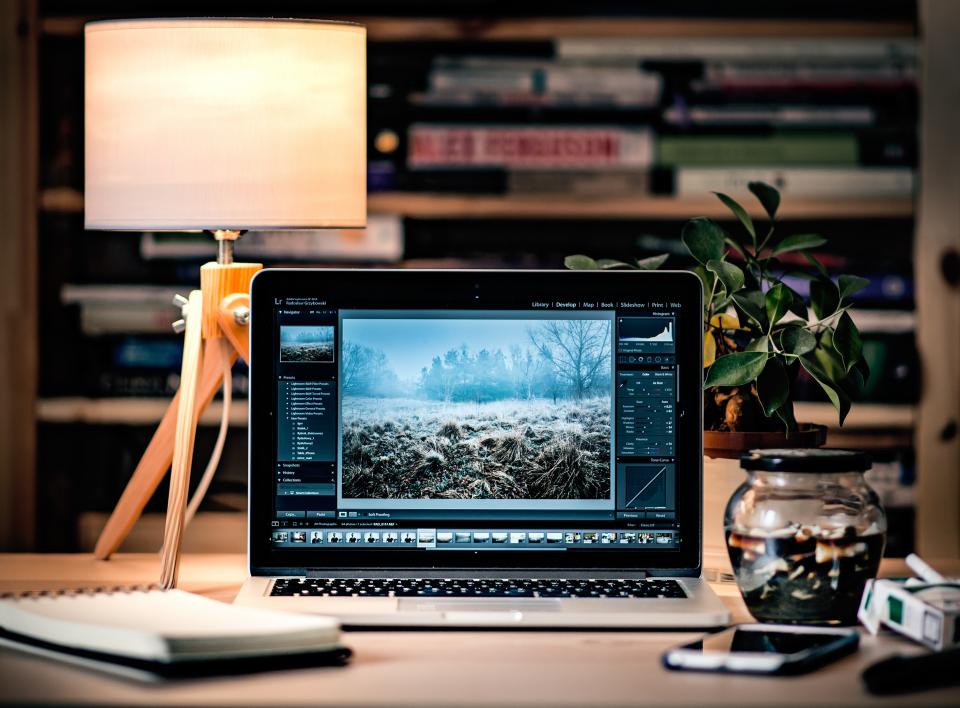 Macbook Laptop