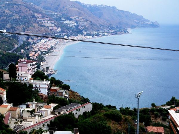 Mazzeo-Letojanni-Taormina-Sicilia-Italy - Creative Commons by gnuckx