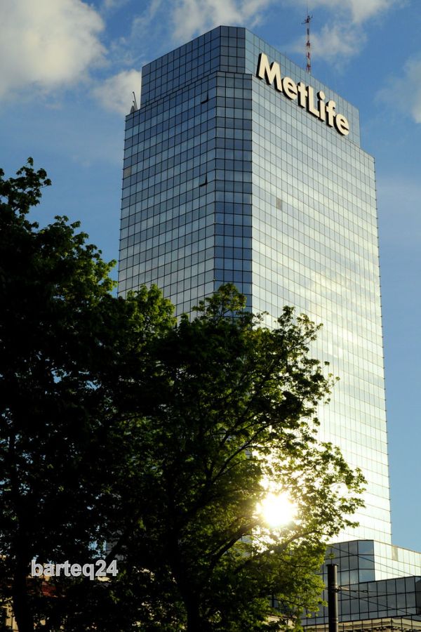 Metropol Blue Tower Plaza