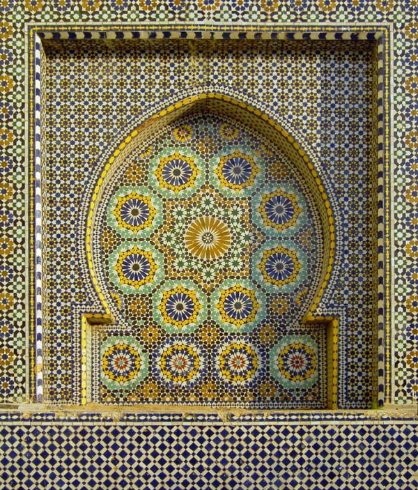 Moroccan mosaic fountain