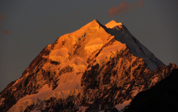 Mount Cook Sunset. NZ