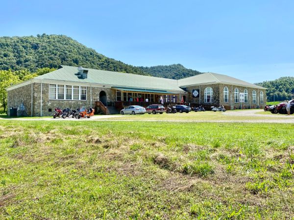 Old Spring Creek School, Spring Creek, NC