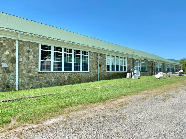 Old Spring Creek School, Spring Creek, NC