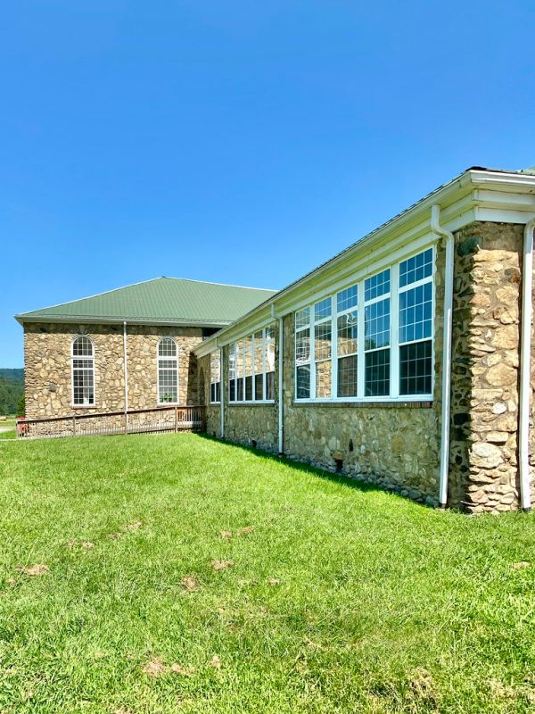 Old Spring Creek School, Spring Creek, NC