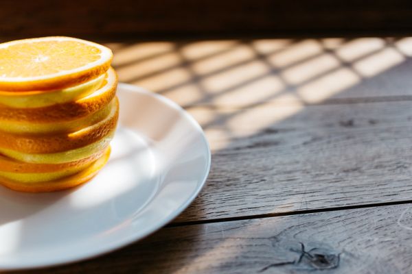 Orange and lemon slices pile