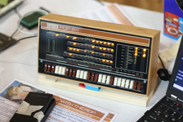 PiDP-8/l (Selbstbau-Kit)