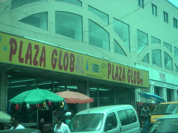 Plaza Global