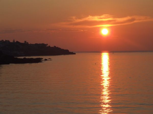 Porto Ulisse Ognina Catania Dawn Sunset Sicilia Italy Italia - Creative Commons by gnuckx