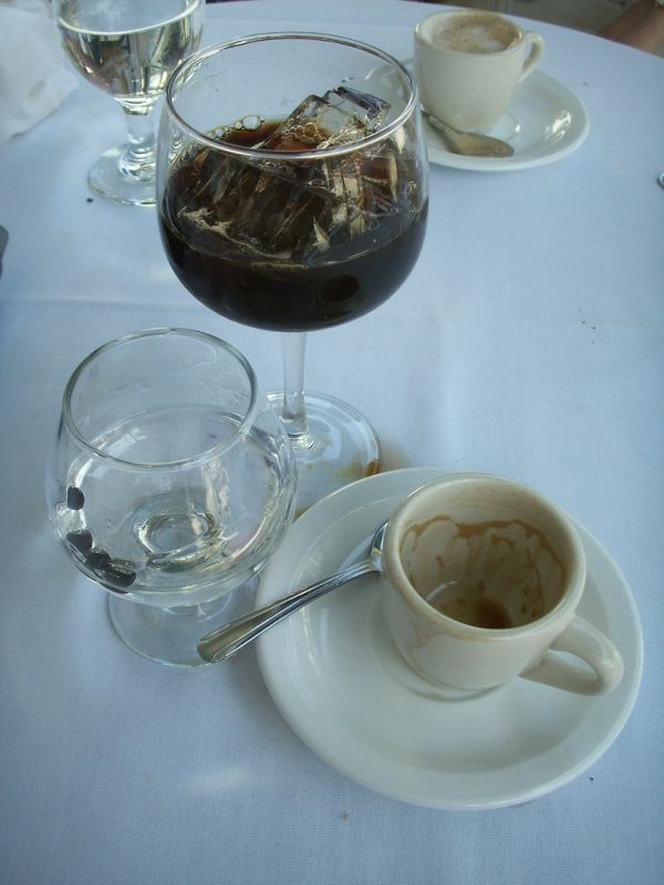 Sambuca y café