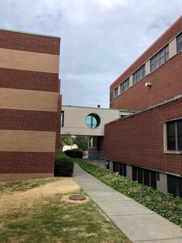 Skybridge, The John Frederick Educational Technology Complex, North Carolina School of Science and Mathematics, Watts-Hillandale, Durham, NC