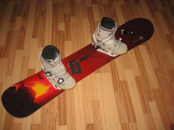 Snowboard Rossignol Nomad 2 Wide 160cm with Boots (Modes Rider Fever)
