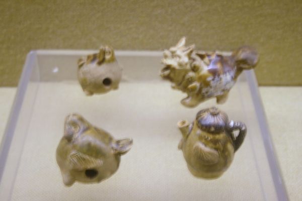 Tang Changsha Ware Zun Musical Instruments