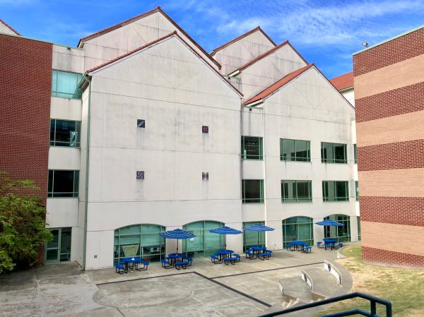 The John Frederick Educational Technology Complex, North Carolina School of Science and Mathematics, Watts-Hillandale, Durham, NC