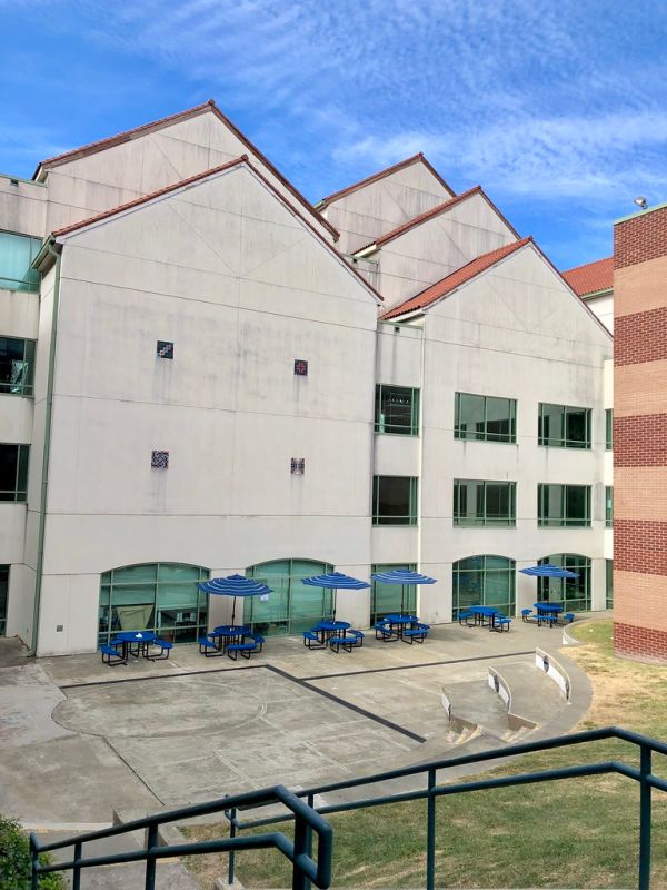 The John Frederick Educational Technology Complex, North Carolina School of Science and Mathematics, Watts-Hillandale, Durham, NC