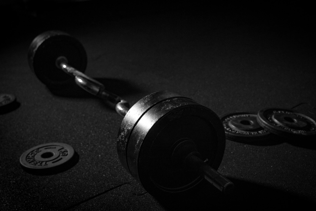 Weight lifting dumbbell