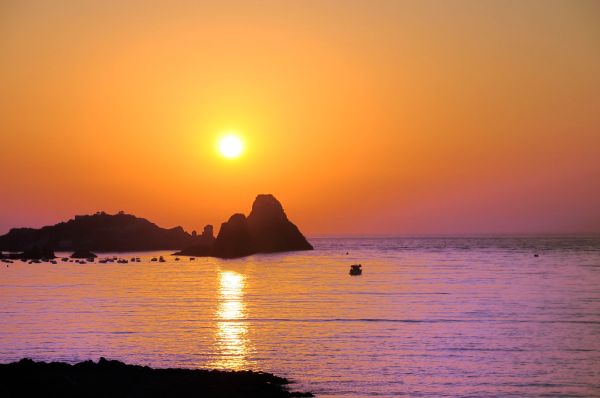 Aci Castello Sicily Italy - Creative Commons by gnuckx